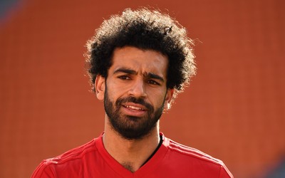 壹体育焦点-于帕梅卡诺失误后低头不语