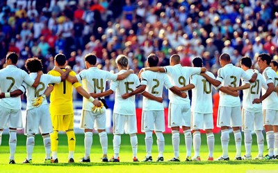 壹体育快讯-什琴斯尼神扑拯救球队于水火